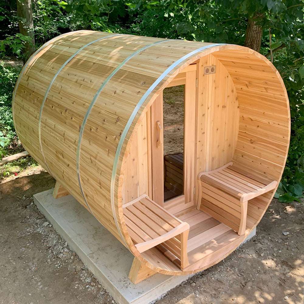 Outdoor barrel-style sauna - with porch